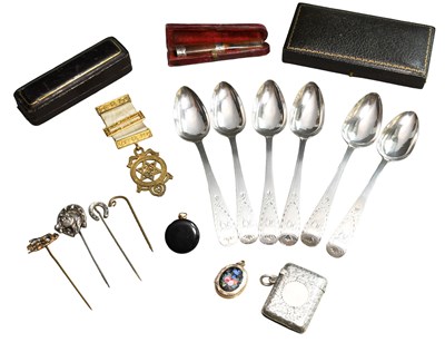 Lot 378 - Masonic jewel, silver vesta, silver spoons,...
