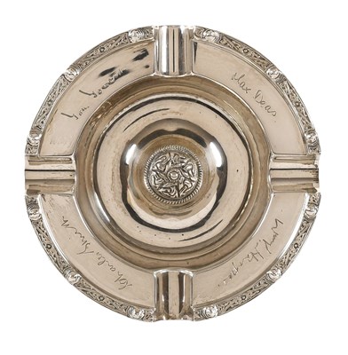 Lot 40 - An Elizabeth II Silver Ashtray, by Elkington...