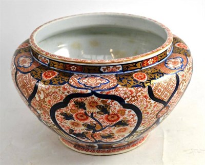 Lot 451 - A Japanese Imari jardiniere