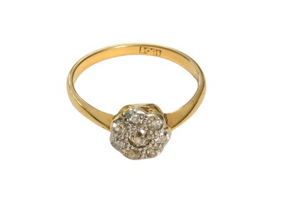 Lot 472 - A Diamond Cluster Ring, the central old cut...