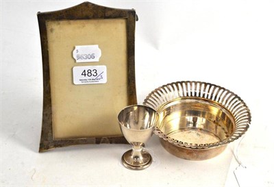 Lot 483 - Silver egg cup, silver dish and a silver photo frame