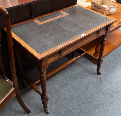 Lot 1387 - A Gillow & Co., Lancaster, Oak Writing Table,...