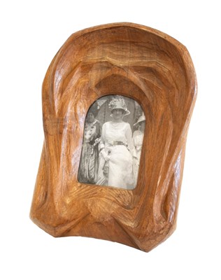 Lot 703 - An Anthroposophical Kunstschnitzwerkstatt...