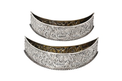 Lot 2140 - A Pair of Victorian Silver Small Jardinières