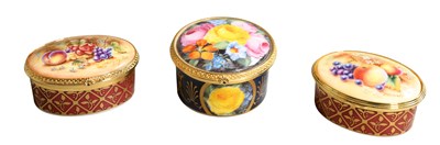 Lot 282 - Two Royal Worcester Connoisseur Collection...