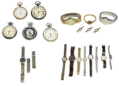Lot 521 - A Lady's 9 Carat Gold Avia Wristwatch, with...