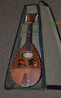 Lot 573 - A mandolin in case