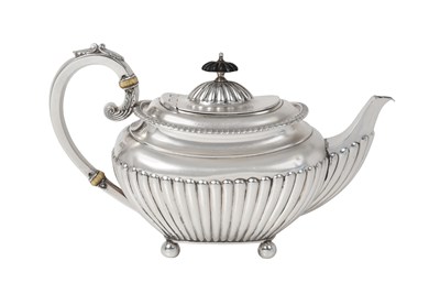 Lot 2135 - A Victorian Silver Teapot