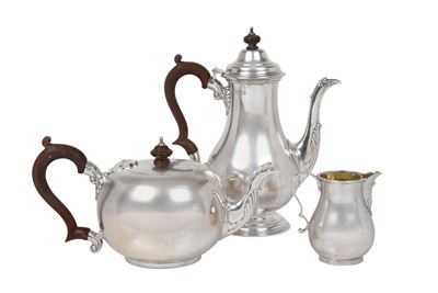 Lot 2172 - A Three-Piece Elizabeth II Silver Tea and Coffee-Service