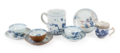Lot 25 - A Chinese Imari "Nanking Cargo" Porcelain Mug,...