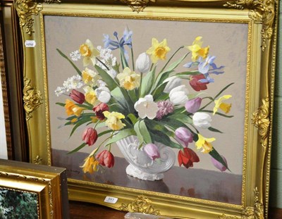 Lot 593 - Thomas Bradley, oil on canvas, still life with flowers