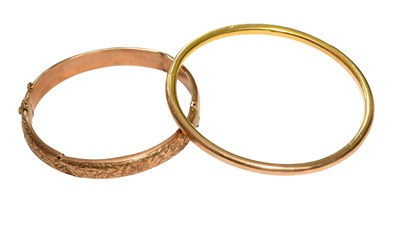 Lot 509 - A 9 Carat Gold Hinged Bangle, inner...