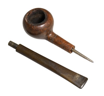 Lot 170 - A Second World War S.O.E. Pipe Dagger, with...