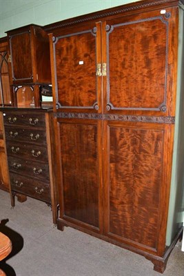 Lot 652 - Mahogany wardrobe and matching bedside cabinet and a five height chest of drawers with mirror back