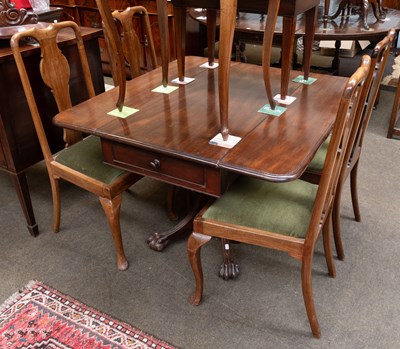 Lot 1432 - A 19th Century Mahogany Drop Leaf Pedestal...