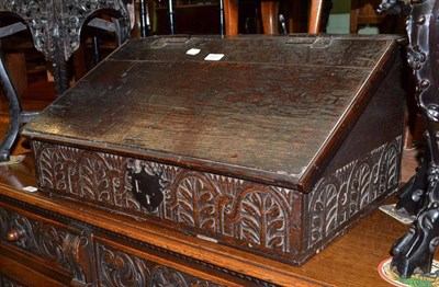 Lot 691 - Oak bible box