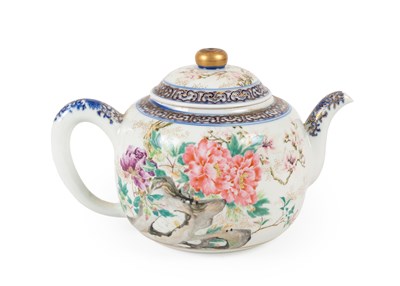 Lot 90 - A Japanese Porcelain Teapot and Cover, Meiji...