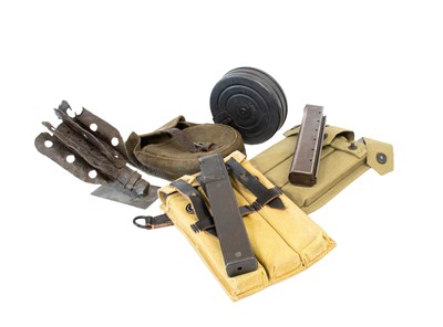 Lot 157 - A Second World War USMC Thompson 30 Round...