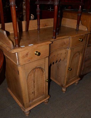 Lot 774 - Stripped pine Victorian small sideboard