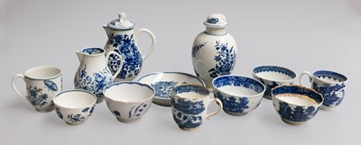 Lot 1062 - Worcester Porcelain, 18th century, various...