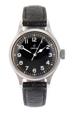 Lot 2365 - Omega: A Stainless Steel Centre Seconds Royal...