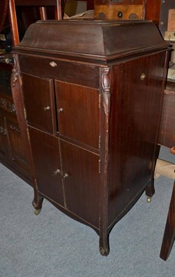 Lot 859 - HMV upright cabinet gramophone