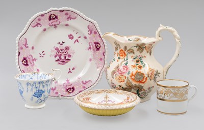 Lot 1110 - A Collection of English Pottery and Porcelain,...