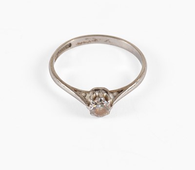Lot 83 - A Diamond Solitaire Ring, the round brilliant...