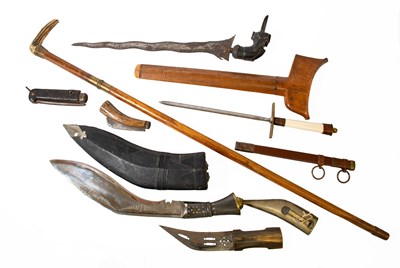 Lot 269 - A Malayan Kris, with eight lock pamor steel...