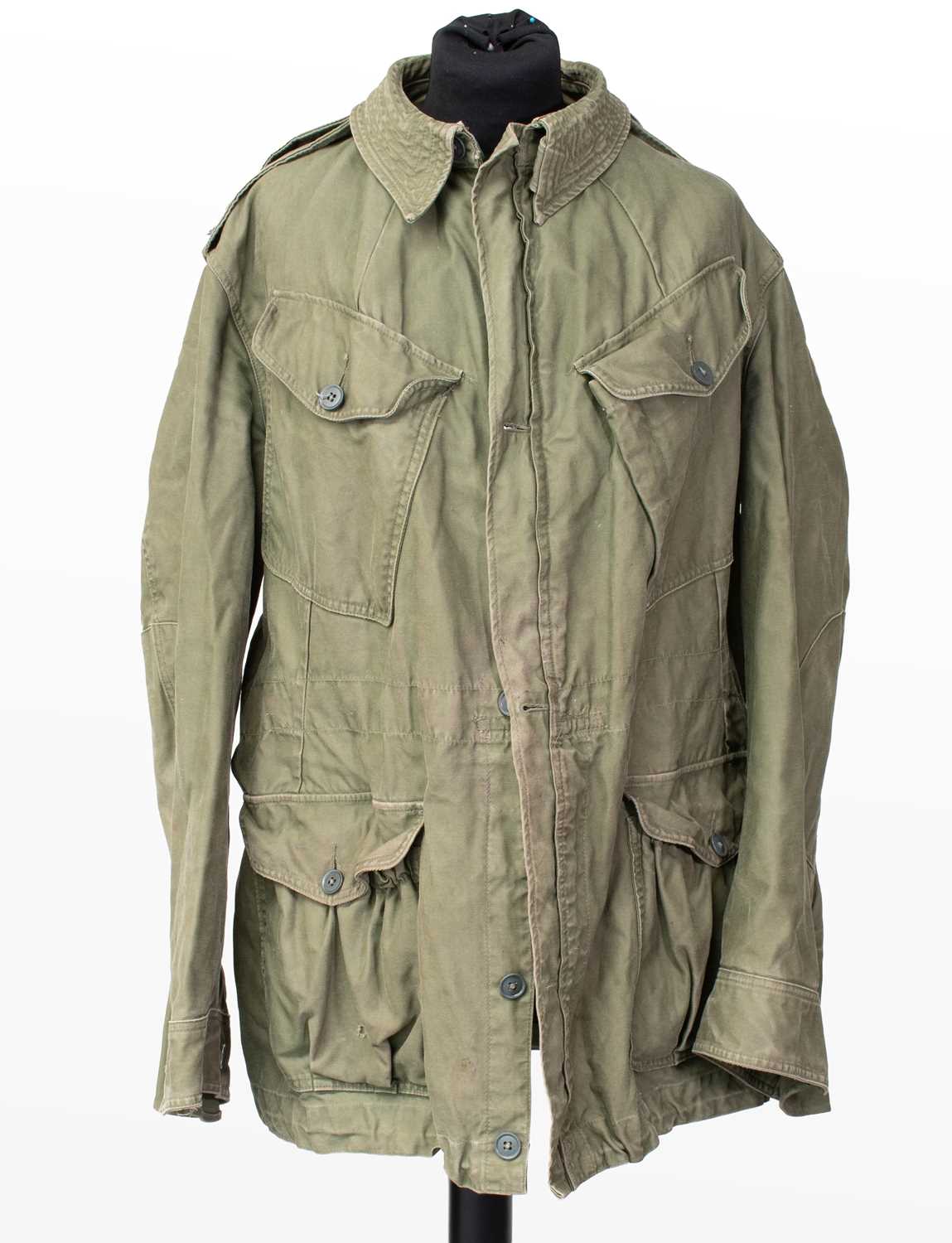 Lot 239 - A British Army 1960 Pattern Combat Smock, in