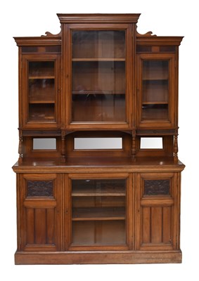 Lot 406 - An Early 20th Century Mahogany Bookcase...