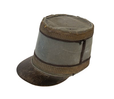 Lot 216 - A US Civil War Militia Shako, with pale grey...