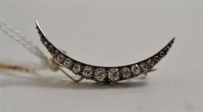 Lot 41 - Diamond crescent brooch