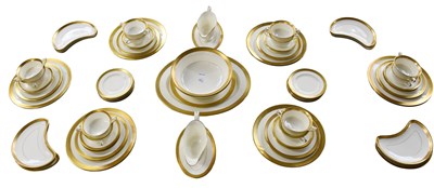 Lot 1185 - Royal Worcester Porcelain "Durham" Pattern...