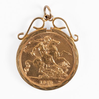 Lot 70 - A Sovereign Pendant, dated 1979, length 3.2cm