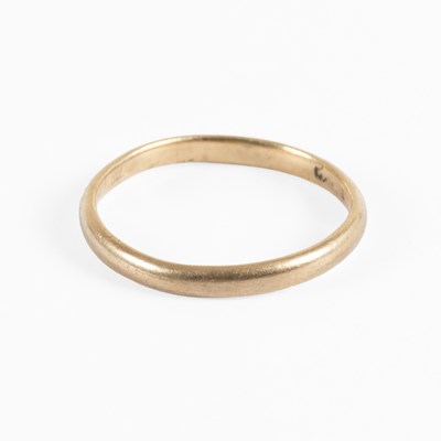 Lot 110 - A Band Ring, finger size U