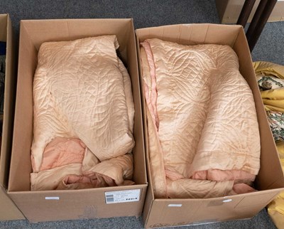 Lot 1039 - Assorted Mainly 20th Century Textiles and...