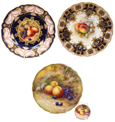 Lot 503 - A Royal Worcester Porcelain Plate, by Horace...