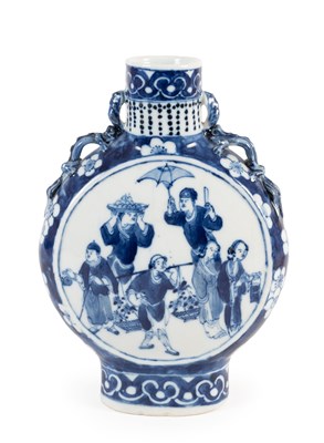 Lot 34 - A Chinese Porcelain Moon Flask, late 19th/20th...