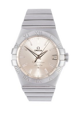 Lot 2420 - Omega: A Stainless Steel Automatic Calendar...