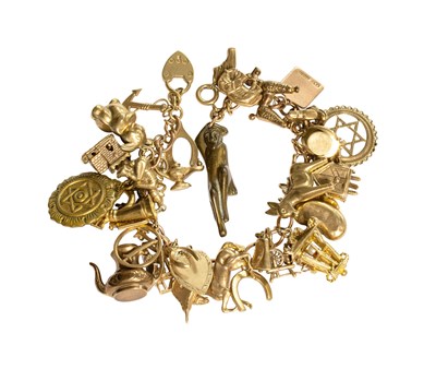 Lot 18 - A Curb Link Bracelet, stamped '9' and '.375',...