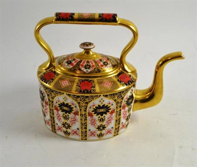 Lot 181 - A Royal Crown Derby ''Old Imari'' 1128 pattern kettle