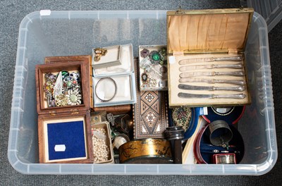 Lot 184 - A Collection of Assorted Costume Jewellery,...
