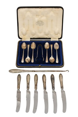 Lot 240 - A Cased Set of Six George V Silver Teaspoons...