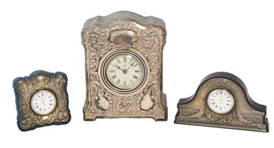 Lot 196 - An Edward VII Silver-Mounted Timepiece, by...