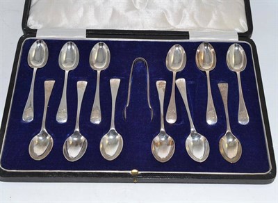 Lot 234 - Cased set of twelve silver teaspoons and tongs