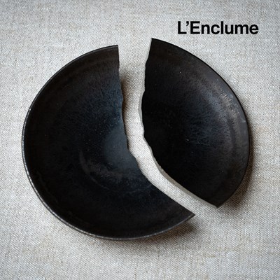 Lot L’Enclume: Plate by Odd Standard, 18.8 cm...