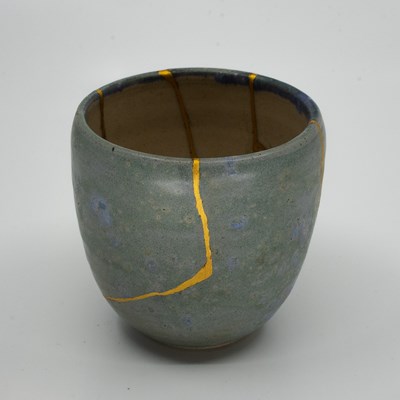 Lot Mýse: Yunomi (handless cup) by Kara Leigh-Ford,...