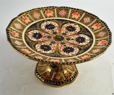 Lot 294 - Derby Imari decorated comport