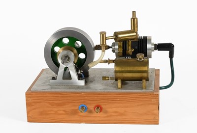 Lot 103 - Stationary Model Petrol Engine